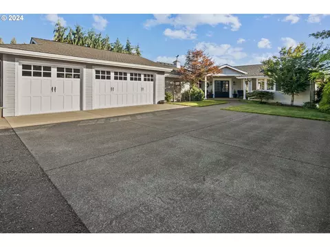 1613 SE 84th Ct, Vancouver, WA 98664