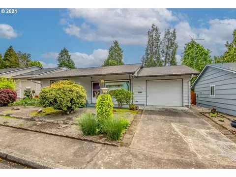 15580 SW Royalty Pkwy, King City, OR 97224