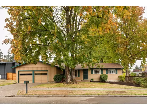 1277 Hallinan Cir, Lake Oswego, OR 97034
