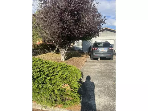 1125 Sanford St, Coos Bay, OR 97420