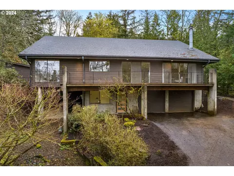3730 SW Shattuck Rd, Portland, OR 97221