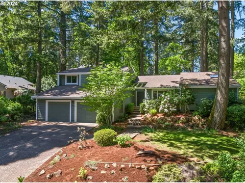 4539 Independence Dr SE, Salem, OR 97302