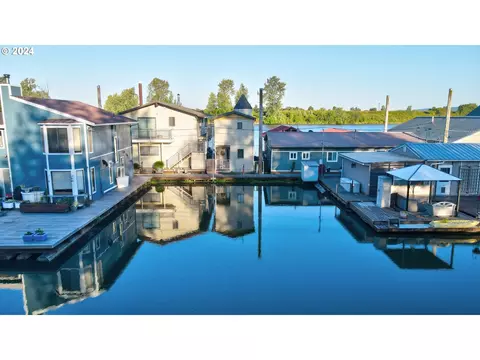 50776 Dike Rd #20, Scappoose, OR 97056