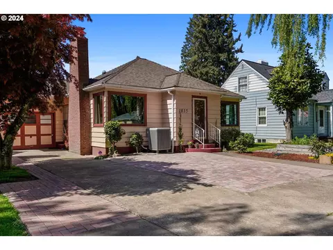 1835 20th St NE, Salem, OR 97301