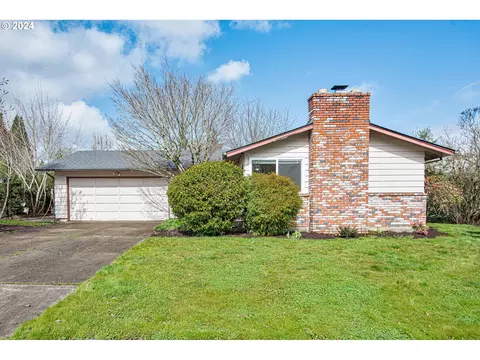 4133 NE Beaumead St, Hillsboro, OR 97124