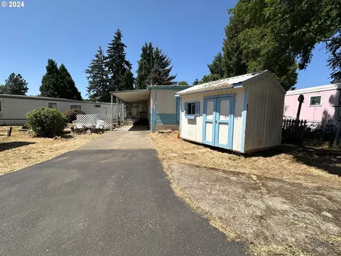 27645 Snyder Rd #28, Junction City, OR 97448