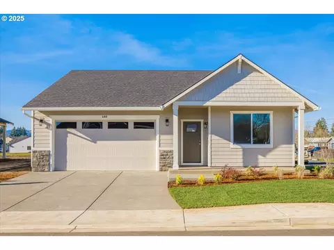 400 S Elm St, Yamhill, OR 97148