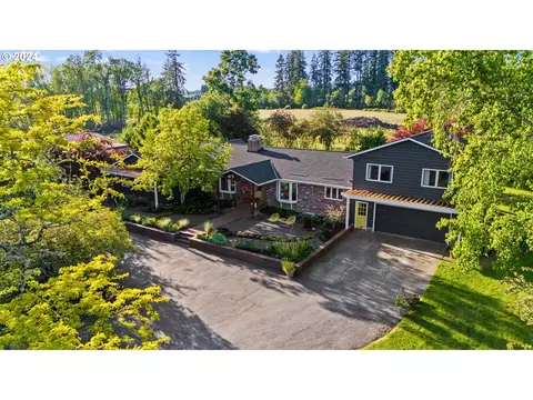 23805 NW Dierdorff Rd, Hillsboro, OR 97124