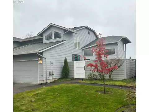 1866 NW 23rd St, Mcminnville, OR 97128