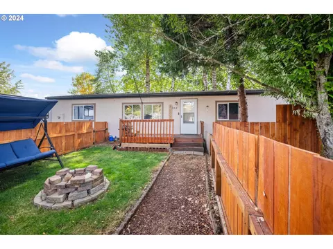 352 NE Faulconer Ct, Sheridan, OR 97378