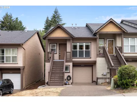 9053 SE Chloe Ln, Happy Valley, OR 97086