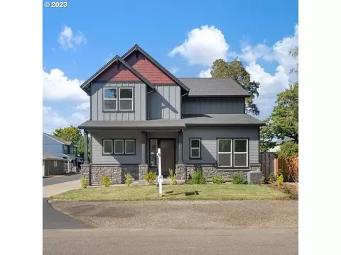 31415 NW Lenox St, North Plains, OR 97133