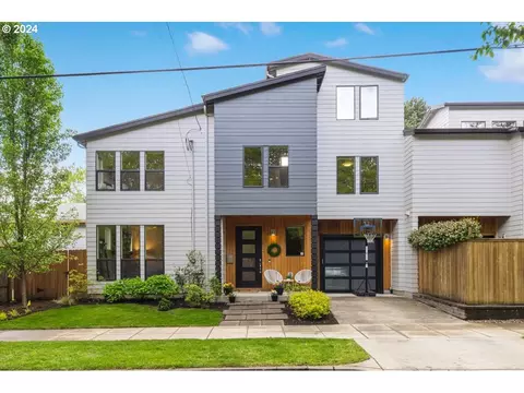 1612 SE Clatsop St, Portland, OR 97202