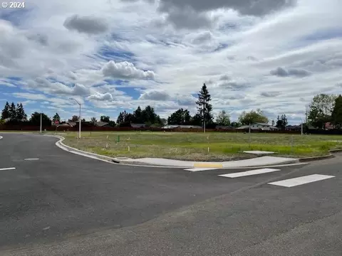 NW 10th Ave, Canby, OR 97013
