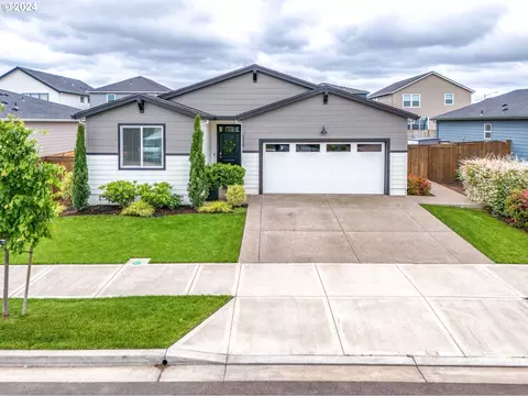2450 Ben Brown Dr, Woodburn, OR 97071