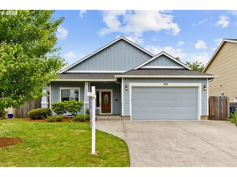 808 S Park Pl, Monmouth, OR 97361