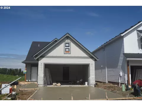 924 Laurel Pl, Silverton, OR 97381