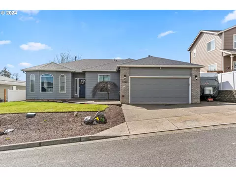 2136 Western Heights Ct NW, Salem, OR 97304
