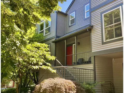 236 S Whitaker St, Portland, OR 97239