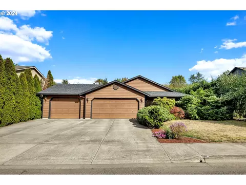 1607 NW 4th Ave, Battle Ground, WA 98604