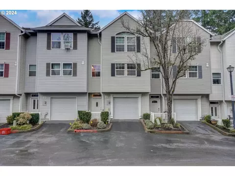 14235 SW Cougar Ridge Dr, Beaverton, OR 97008