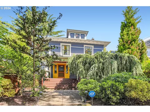 2229 NE Clackamas St, Portland, OR 97232