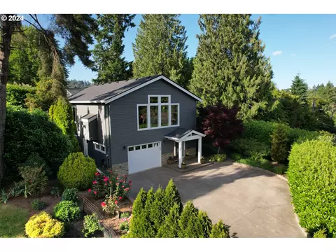 7321 SW Capitol Hill Rd, Portland, OR 97219