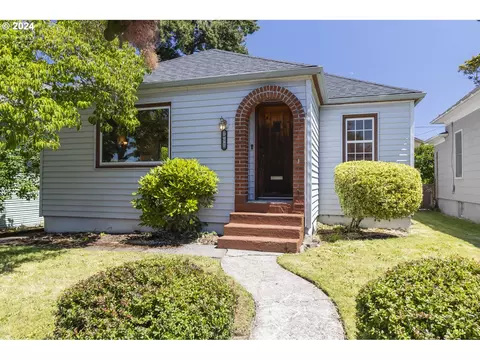 4526 NE 30th Ave, Portland, OR 97211