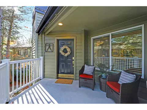 5062 Foothills Dr #C - 7, Lake Oswego, OR 97034