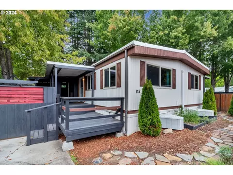 4900 Royal Ave #85, Eugene, OR 97402