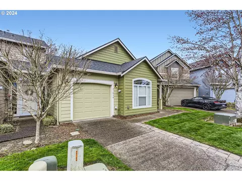 21836 NE Heartwood Cir, Fairview, OR 97024