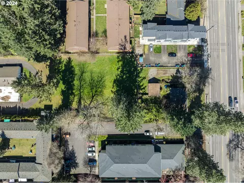 NE 162nd Ave, Portland, OR 97230
