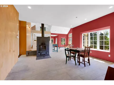 Dining - 85255 Christensen Rd, Eugene, OR 97405 photo 1 of 1