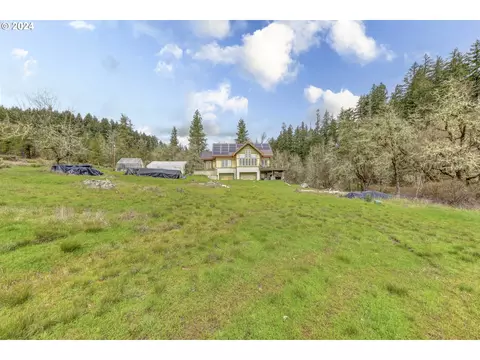 Exterior - 85255 Christensen Rd, Eugene, OR 97405 photo 5 of 6