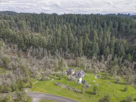View/Area - 85255 Christensen Rd, Eugene, OR 97405 photo 2 of 2