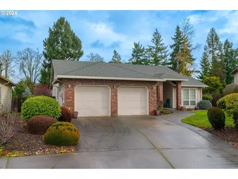 19420 Westling Dr, Oregon City, OR 97045