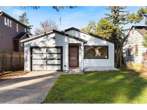 6225 SE Ramona St, Portland, OR 97206