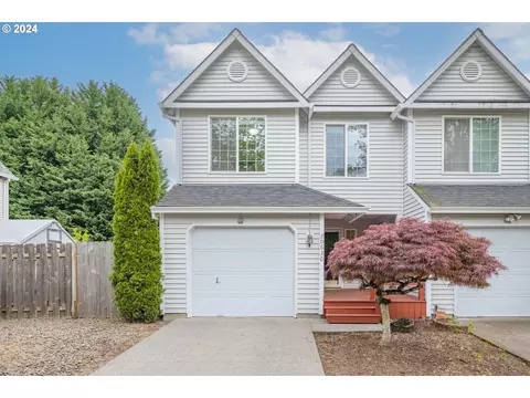 20630 SW Sun Drop Pl, Sherwood, OR 97140