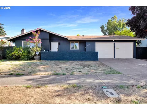 4576 Souza Ct, Eugene, OR 97402