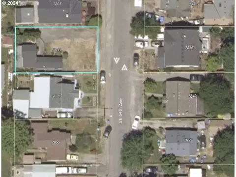 7833 SE 64th Ave, Portland, OR 97206