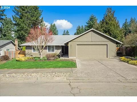 8873 SW Talawa Dr, Tualatin, OR 97062