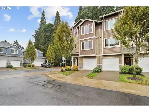200 NE 79th Ave, Hillsboro, OR 97006
