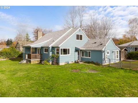6921 SW Oak St, Portland, OR 97223