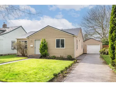 541 26th Ave, Longview, WA 98632