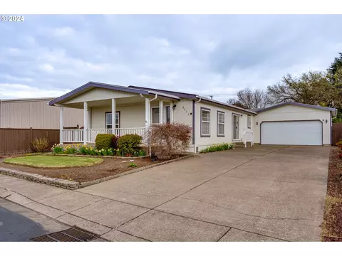 5271 Glenn Ellen Dr, Eugene, OR 97402