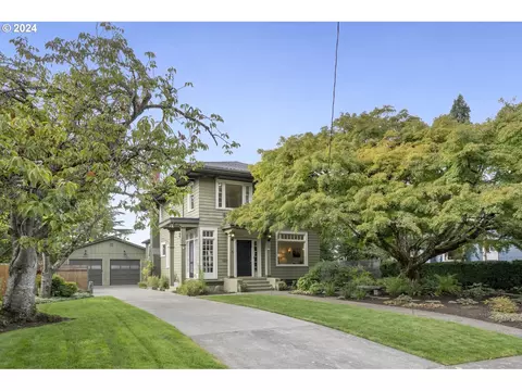 223 SE 61st Ave, Portland, OR 97215