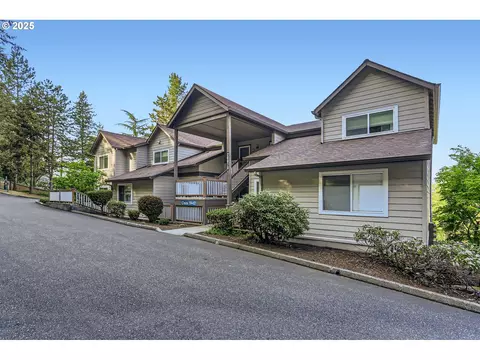 20070 Larkspur Ln #61, West Linn, OR 97068