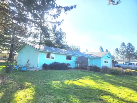 22290 S Kamrath Rd, Oregon City, OR 97045