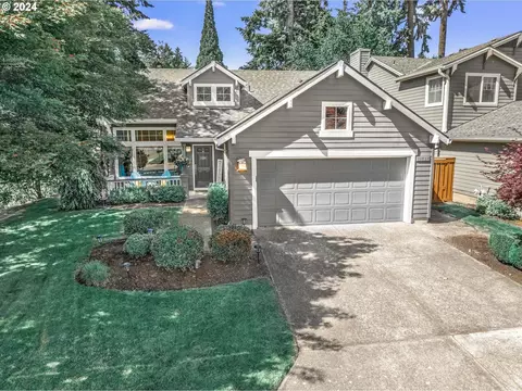 11585 SW Tallwood Dr, Portland, OR 97223