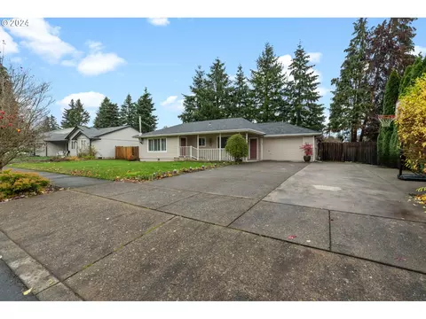 2411 NE 95th Ct, Vancouver, WA 98662